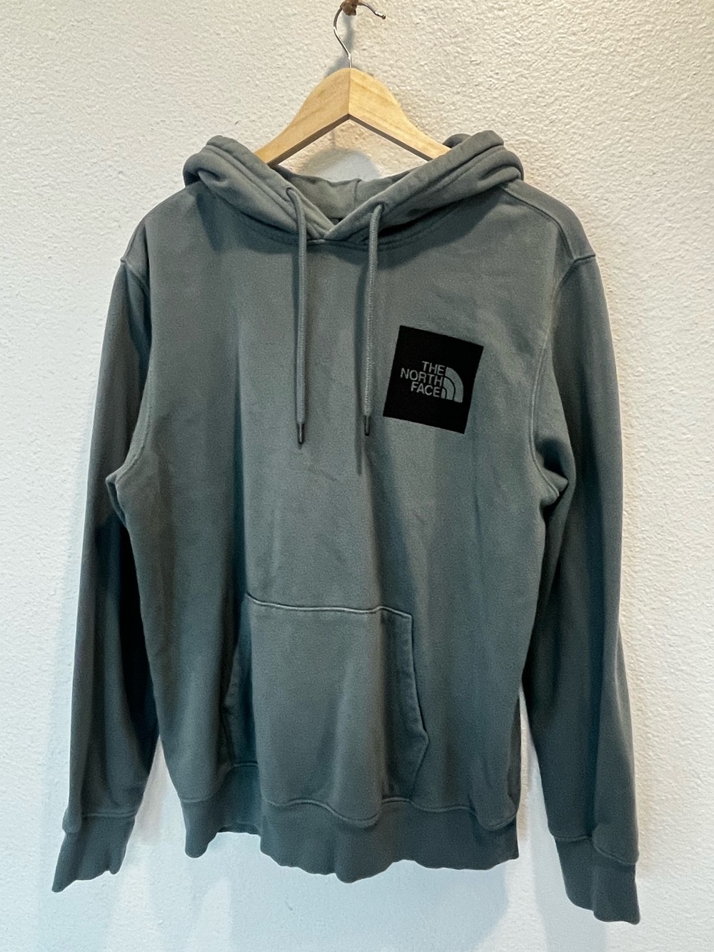 The‎ North Face Men's Hooded Pullover Sweatshirt - Dove Gray